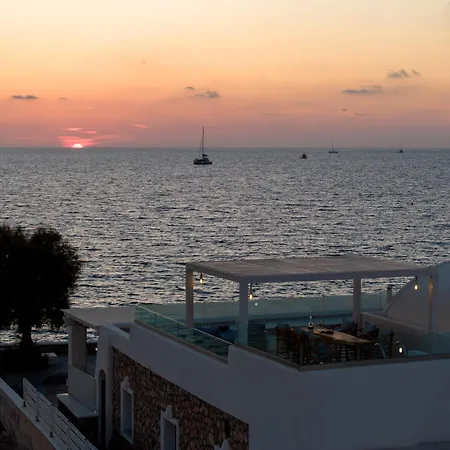 Aegean Melody & Bed & Breakfast Vlychada