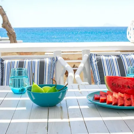 Aegean Melody & Alojamento de Acomodação e Pequeno-almoço Vlychada