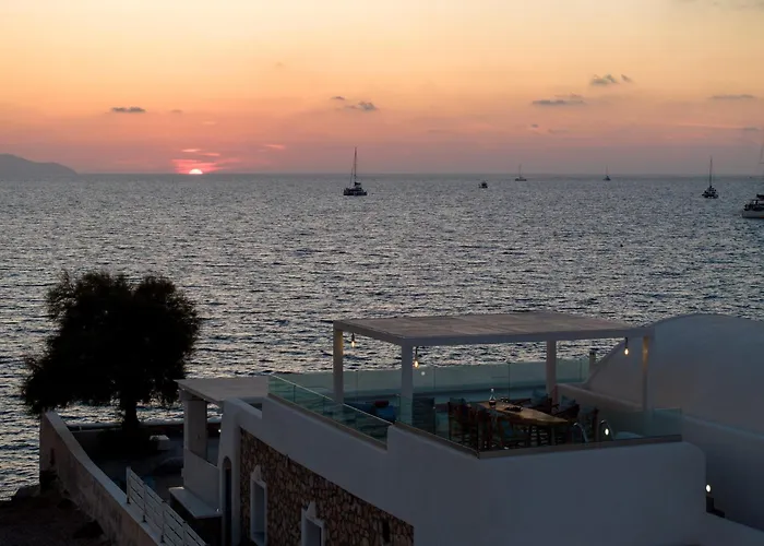 Aegean Melody & Bed & Breakfast Vlychada