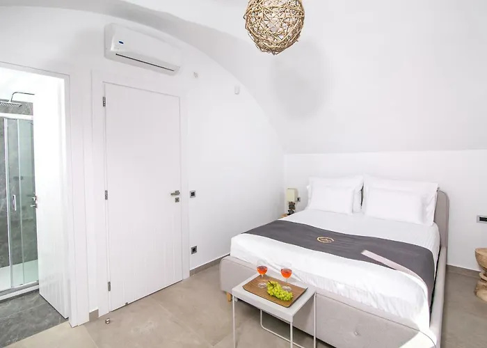 Aegean Melody & Vlychada